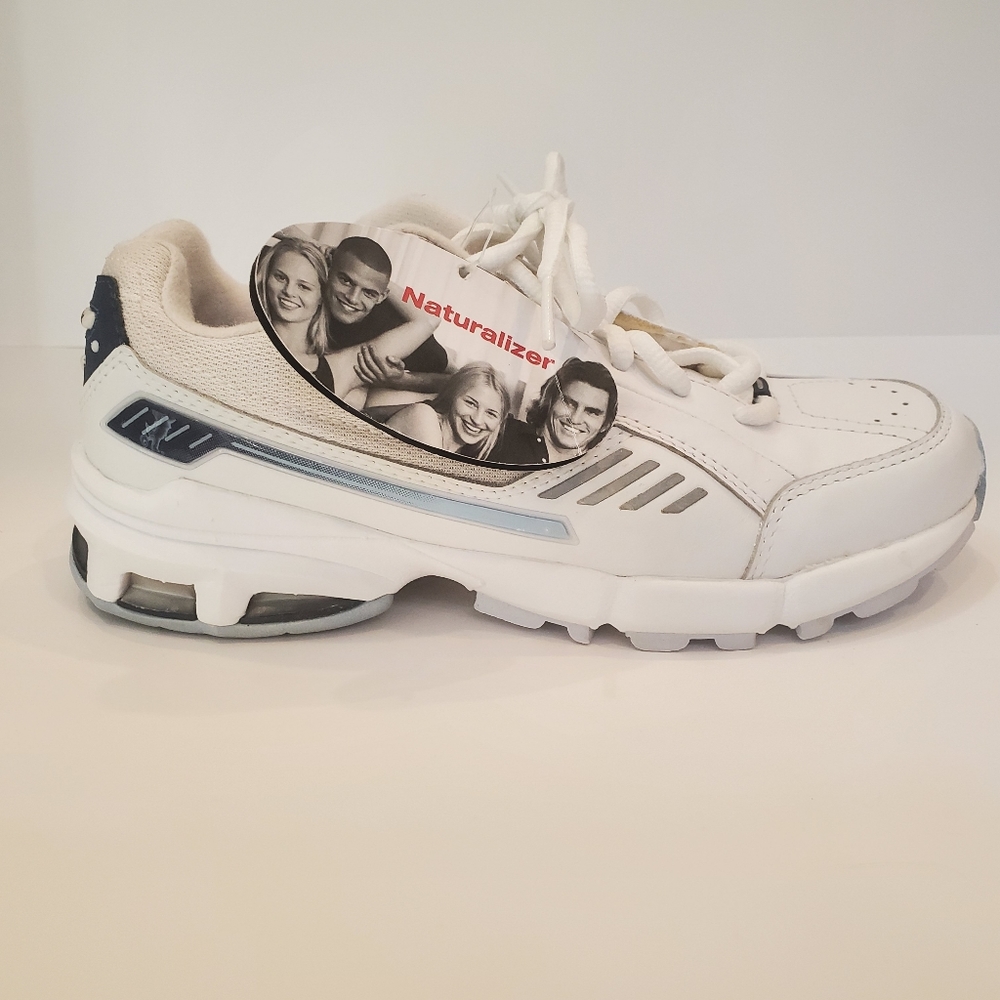 NWT! Naturalizer shoes
